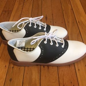 Oxford Saddle Shoes (never warn)